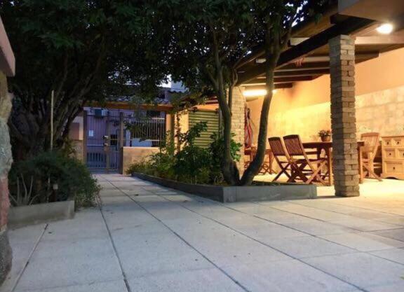 Il Mandarino Bed & Breakfast Decimomannu ภายนอก รูปภาพ